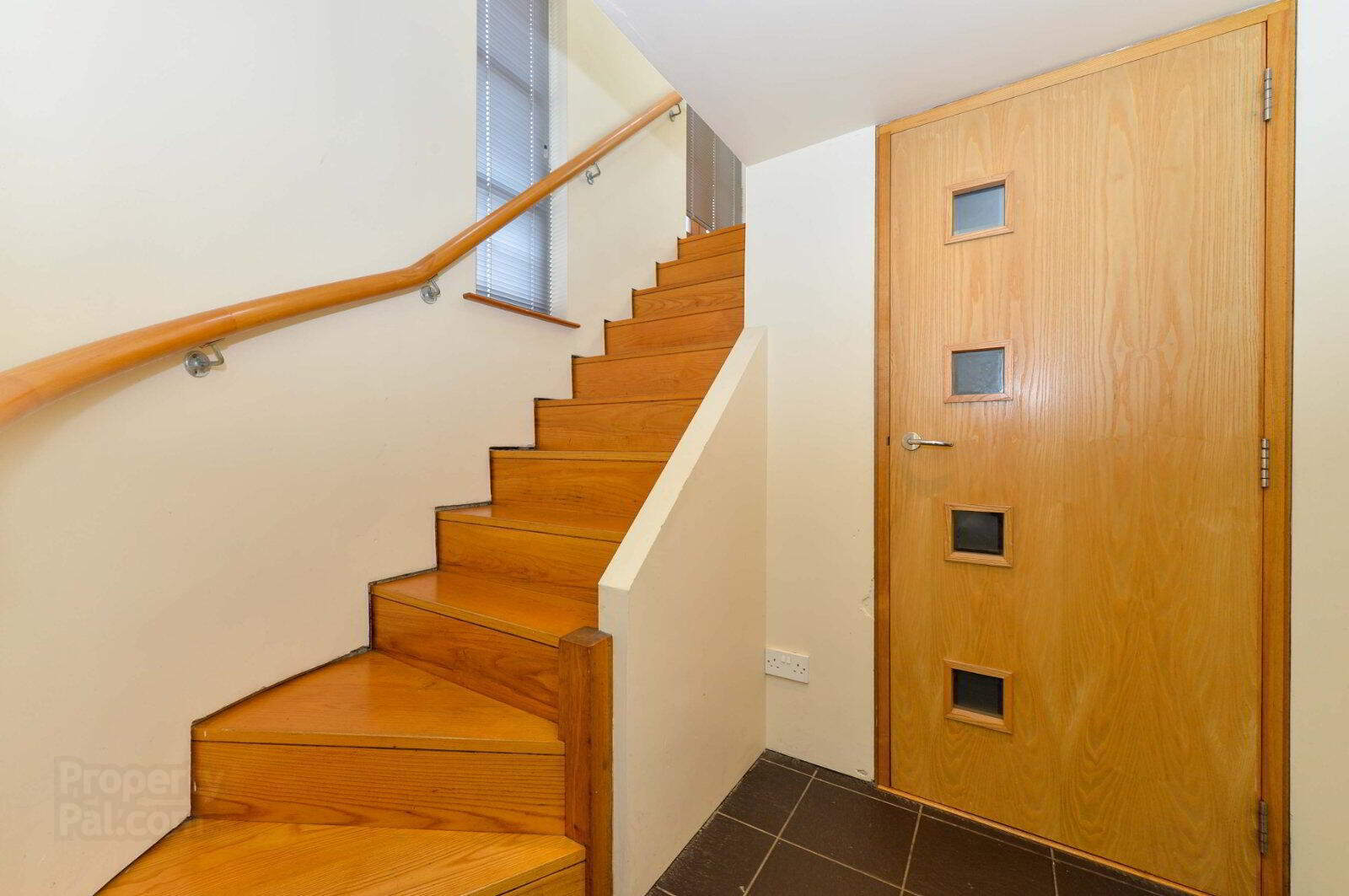 property description image