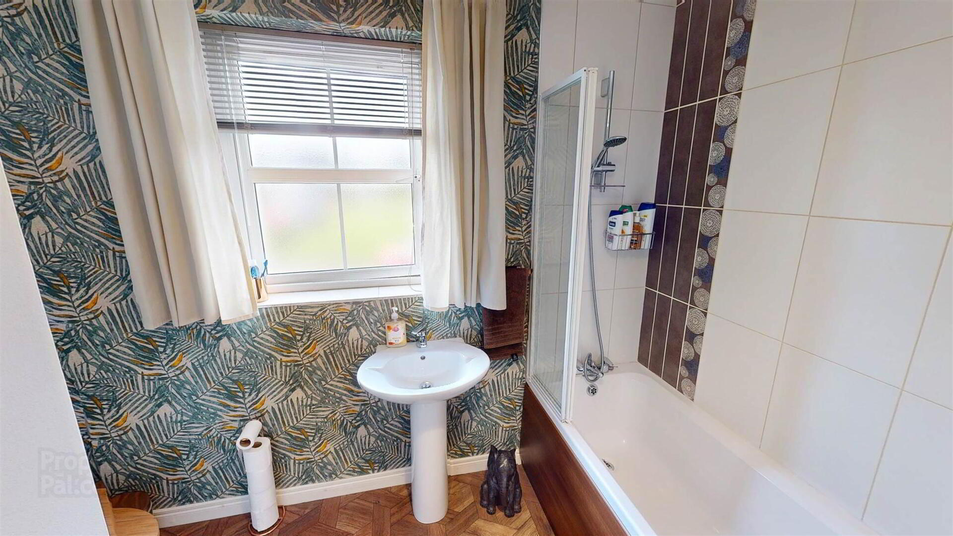 5 Barrack Hill 16 of 21