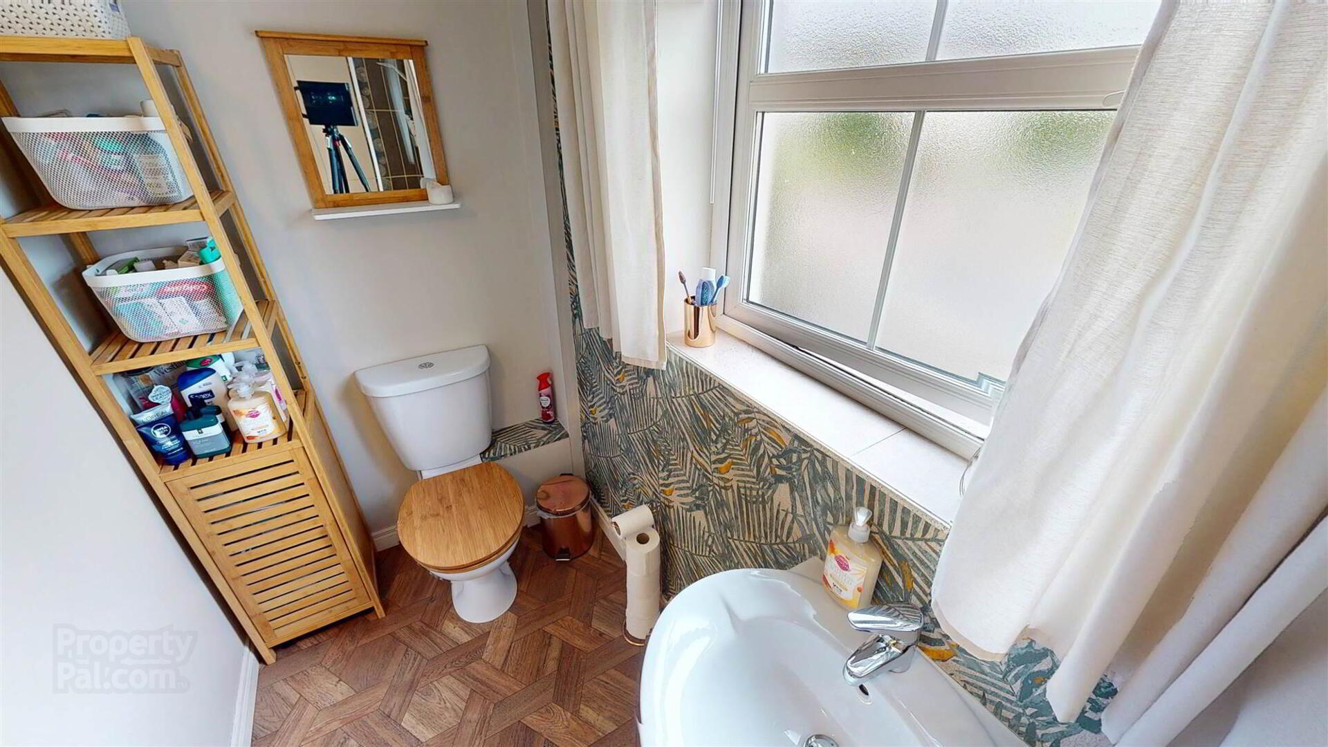 5 Barrack Hill 17 of 21