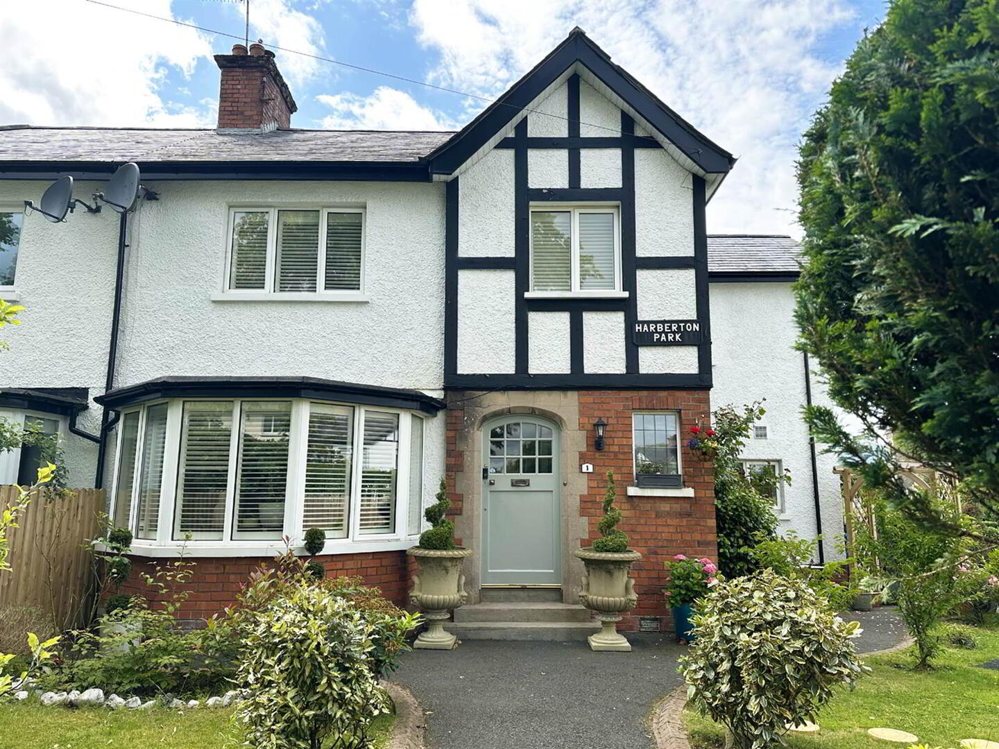 property description image