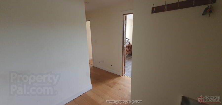 28 Hawthorn Crescent 7 of 7