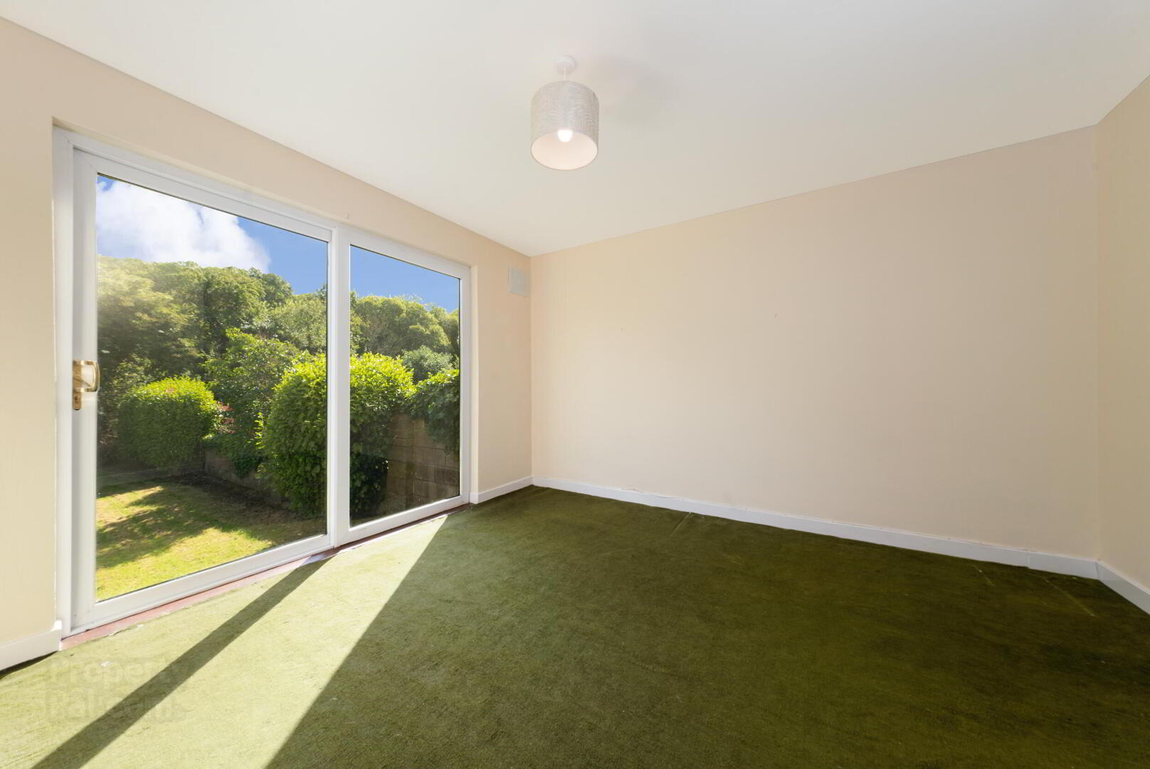 11 Rathcoole Park 10 of 43