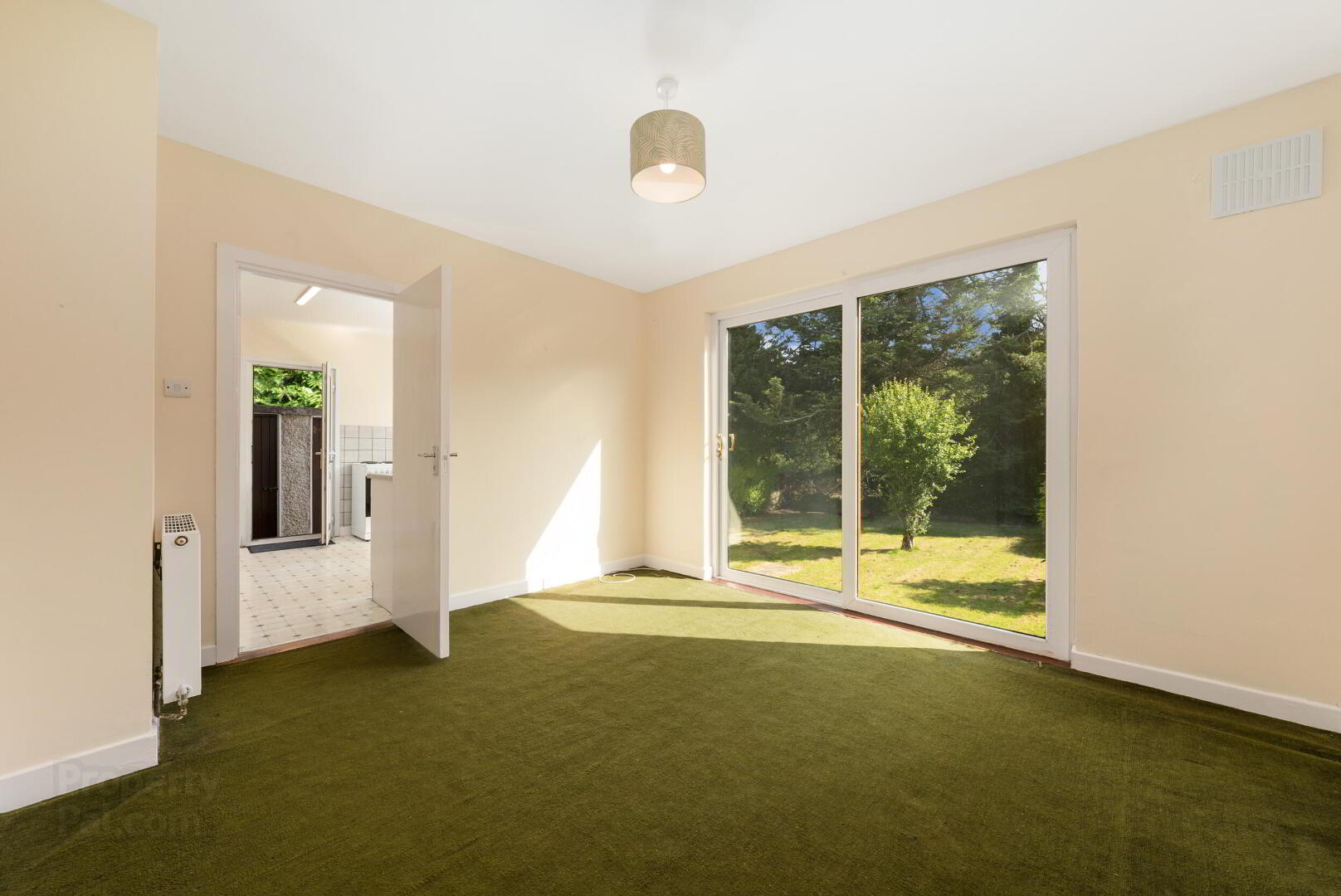 11 Rathcoole Park 9 of 43
