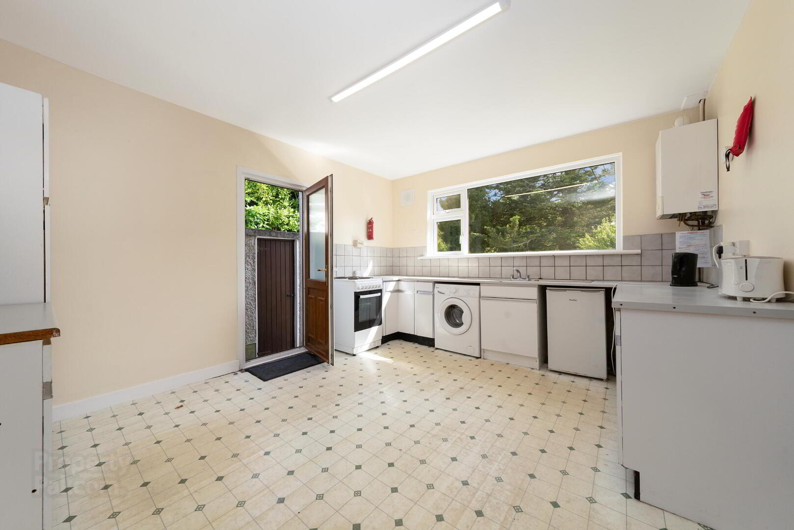 11 Rathcoole Park 11 of 43