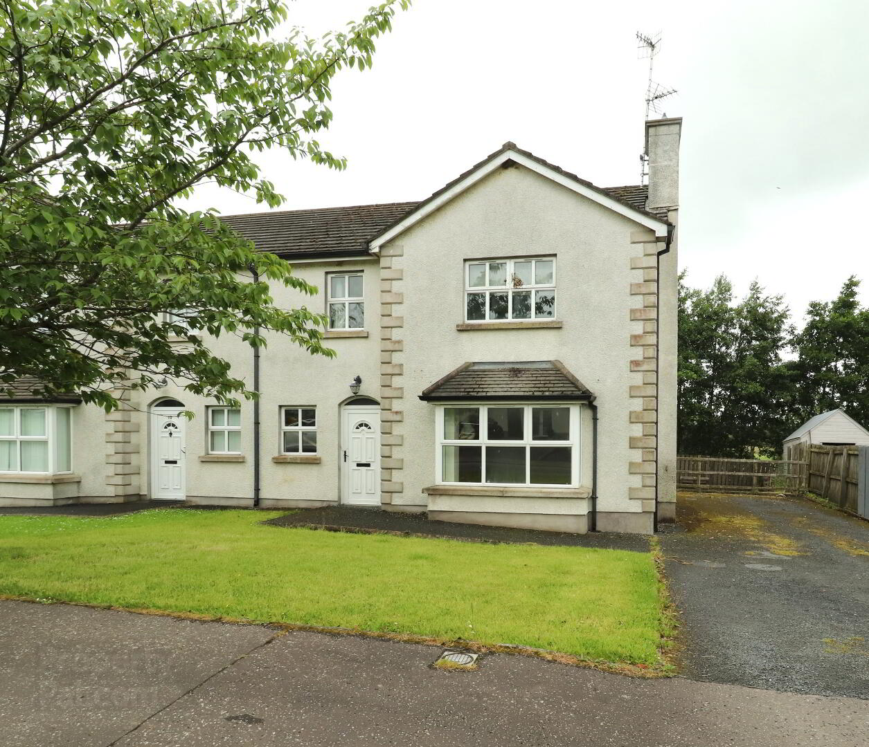 11 Clonmore Cottages 1 of 22