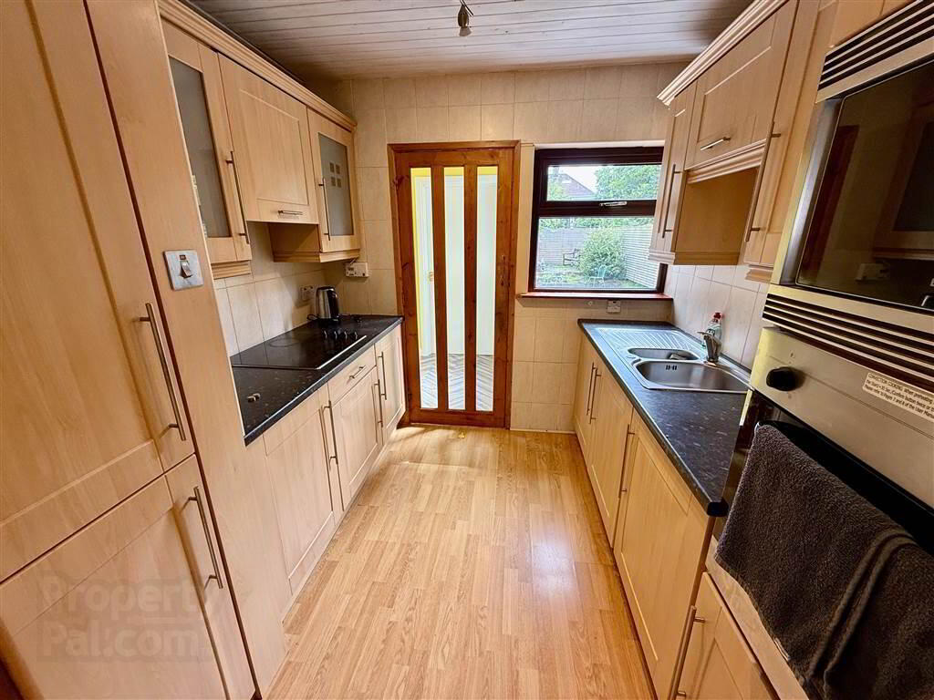 30 Downshire Park East 5 of 19