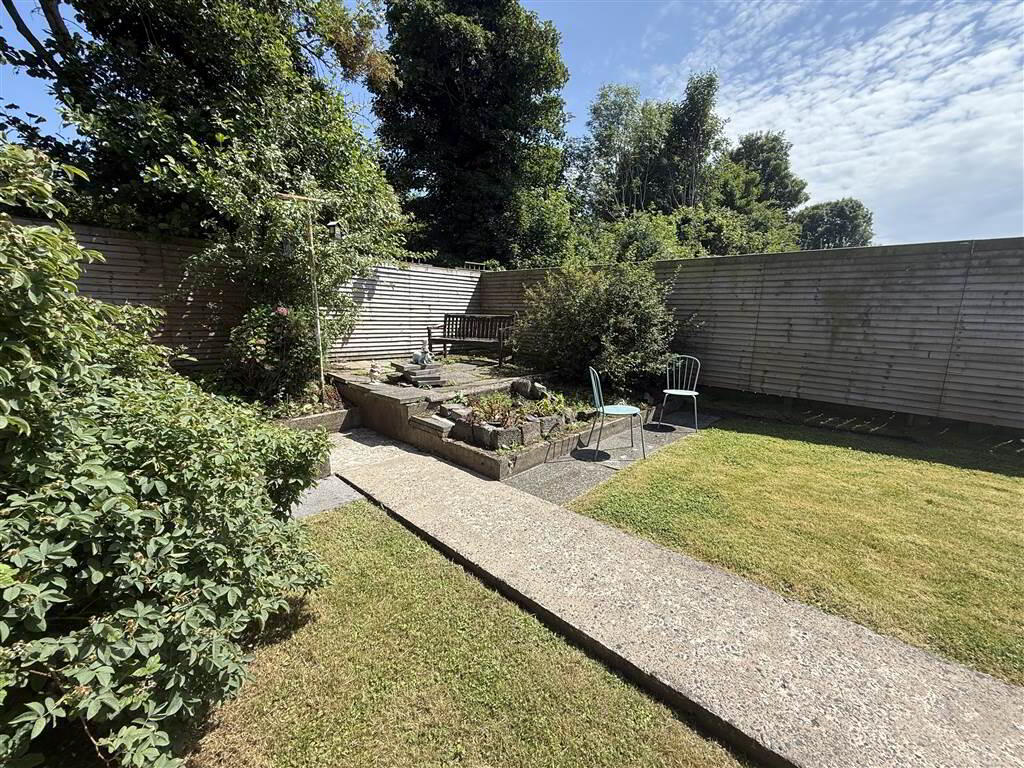 30 Downshire Park East 17 of 19