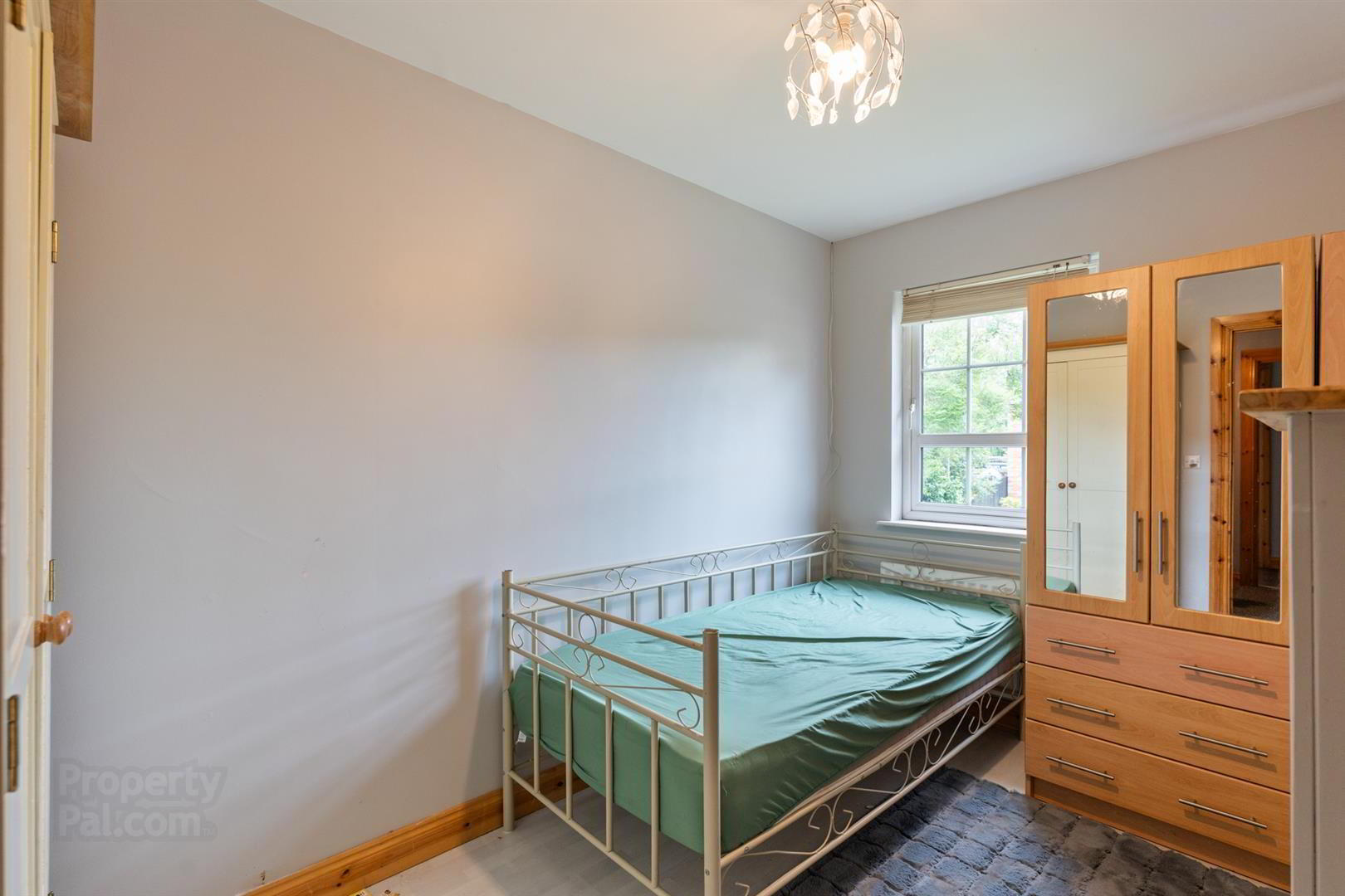 6 Glenview Avenue 14 of 19