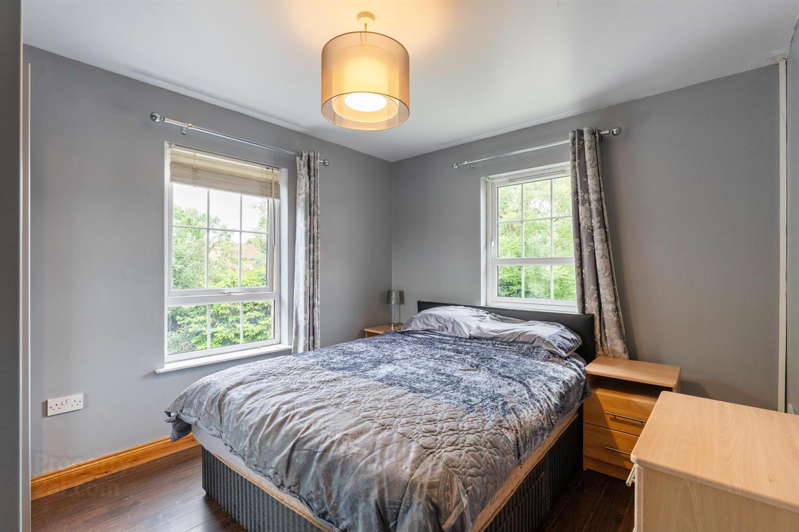 6 Glenview Avenue 13 of 19