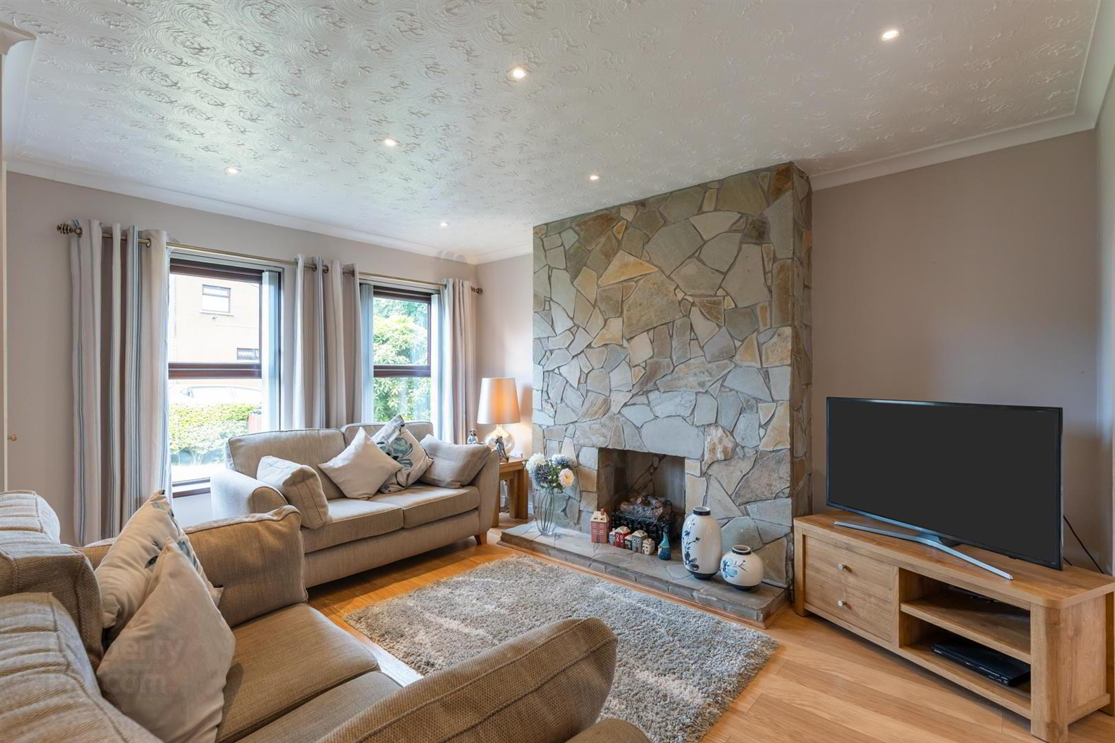 20 Beechgrove Gardens 5 of 17