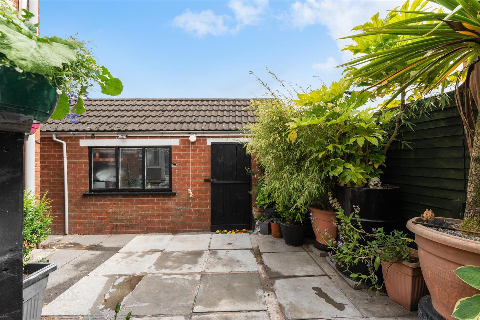 25 Kimberley Road 18 of 18