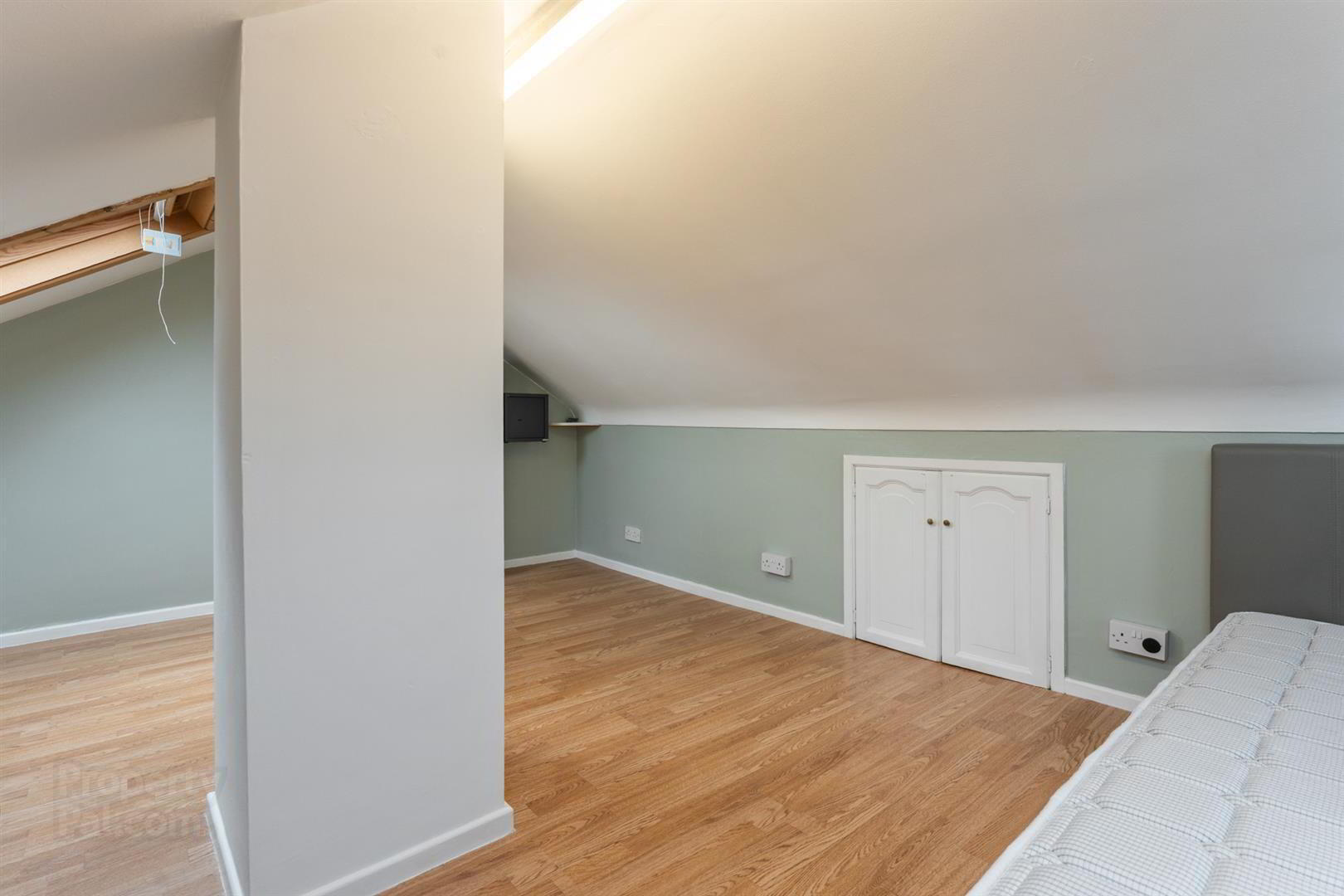 25 Kimberley Road 16 of 18