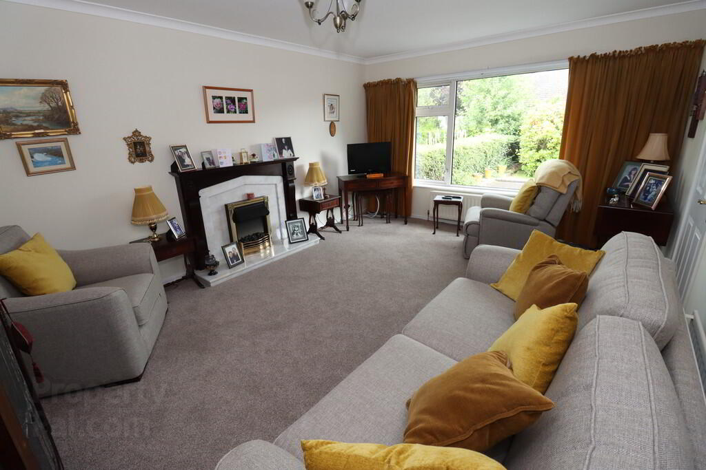 19 Seskin Avenue 4 of 13