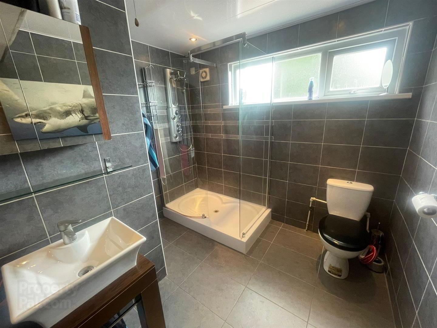 9 Lothian Avenue 8 of 10