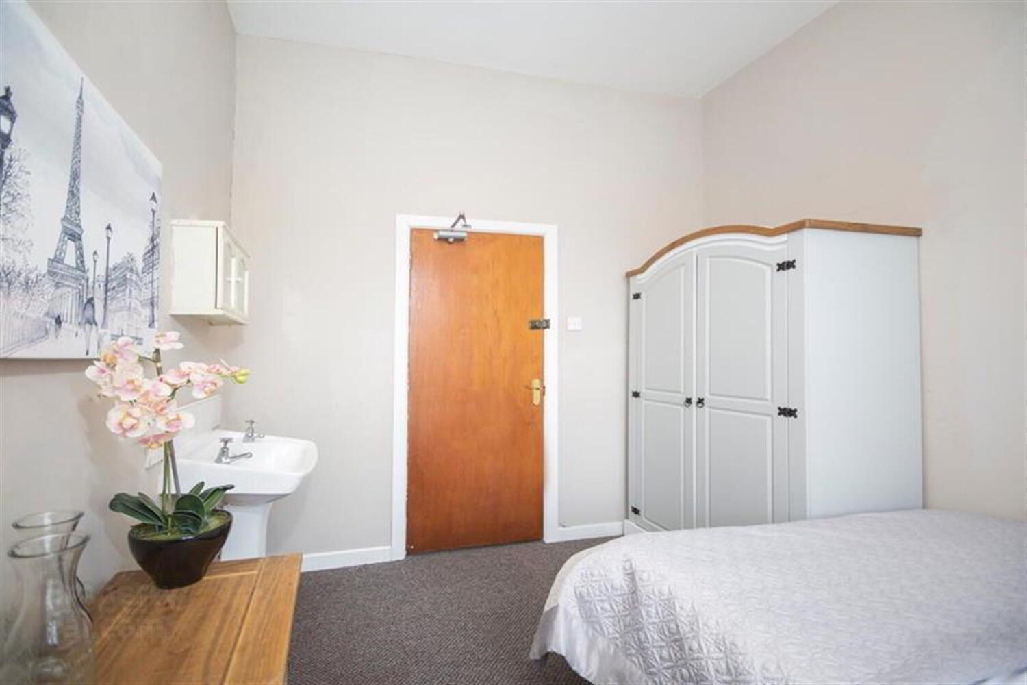 property description image