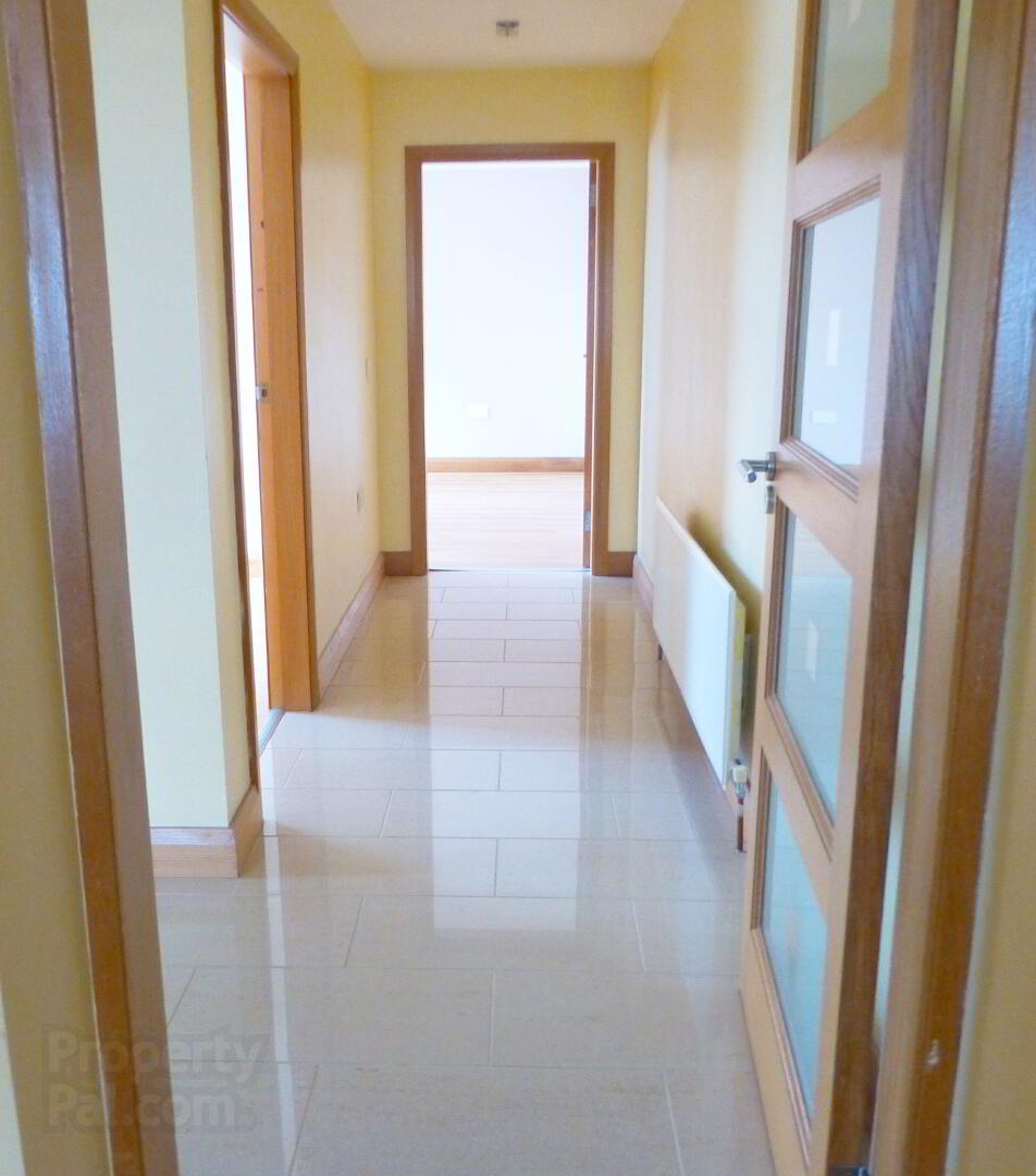8 North Lodge Court 4 of 19
