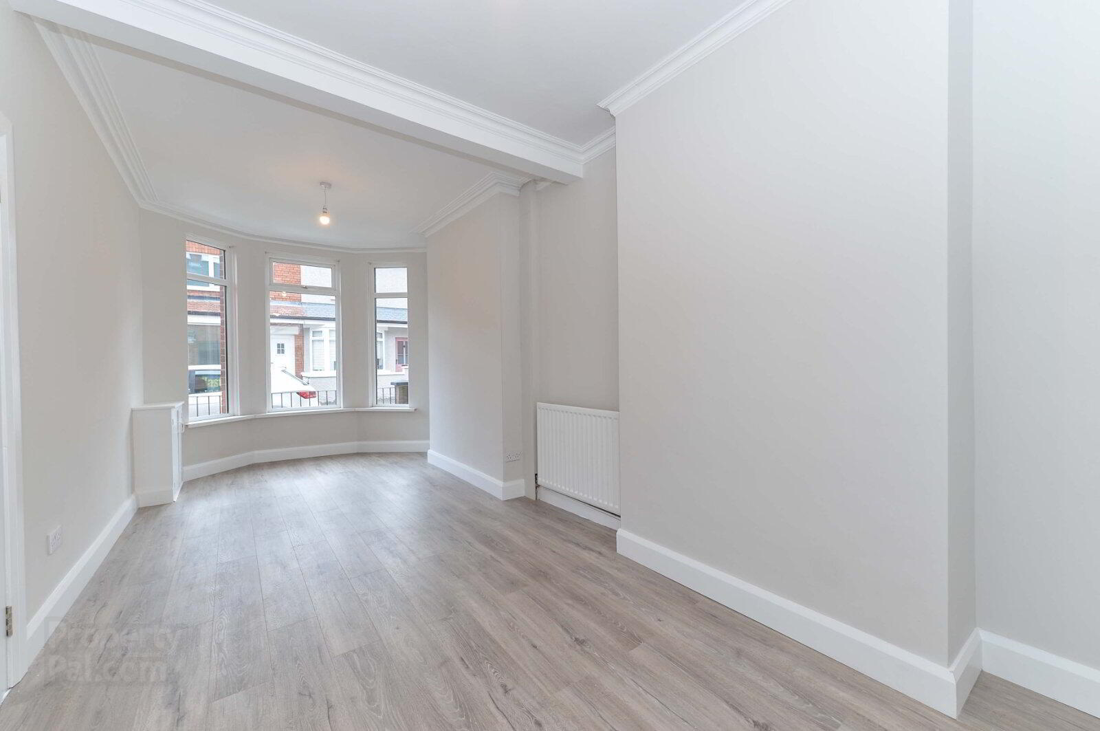 4 Lichfield Avenue 4 of 15