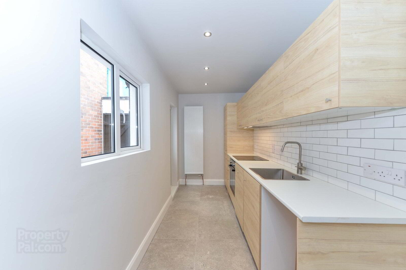 4 Lichfield Avenue 6 of 15