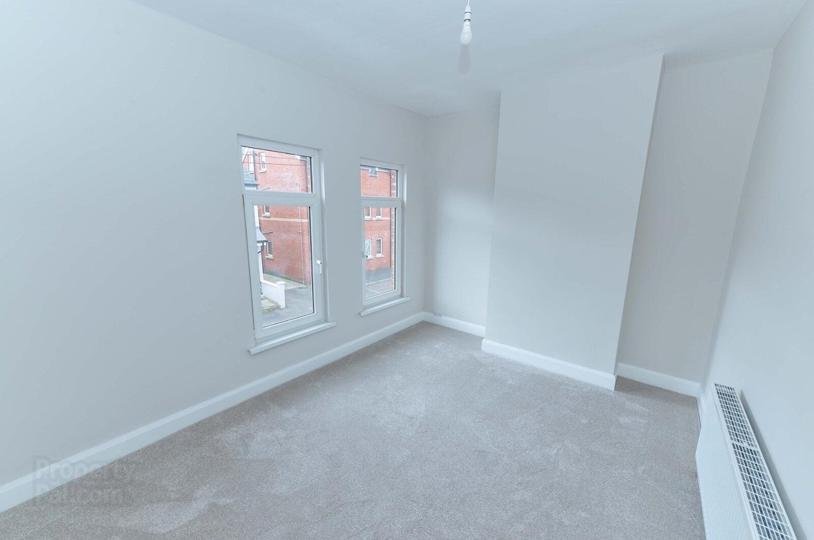4 Lichfield Avenue 8 of 15