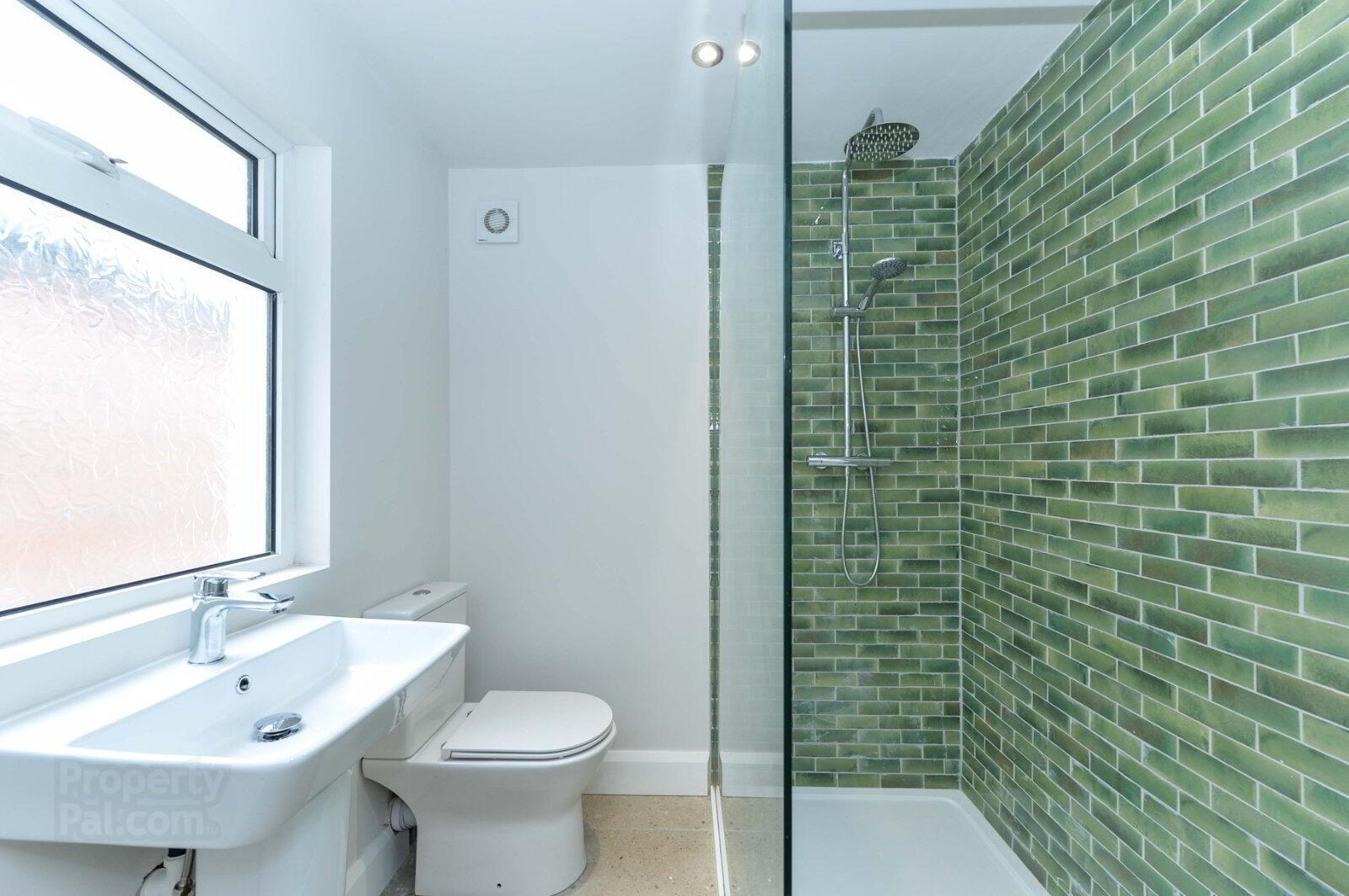 4 Lichfield Avenue 11 of 15