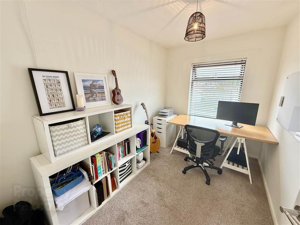 30 Carnamena Avenue 14 of 18
