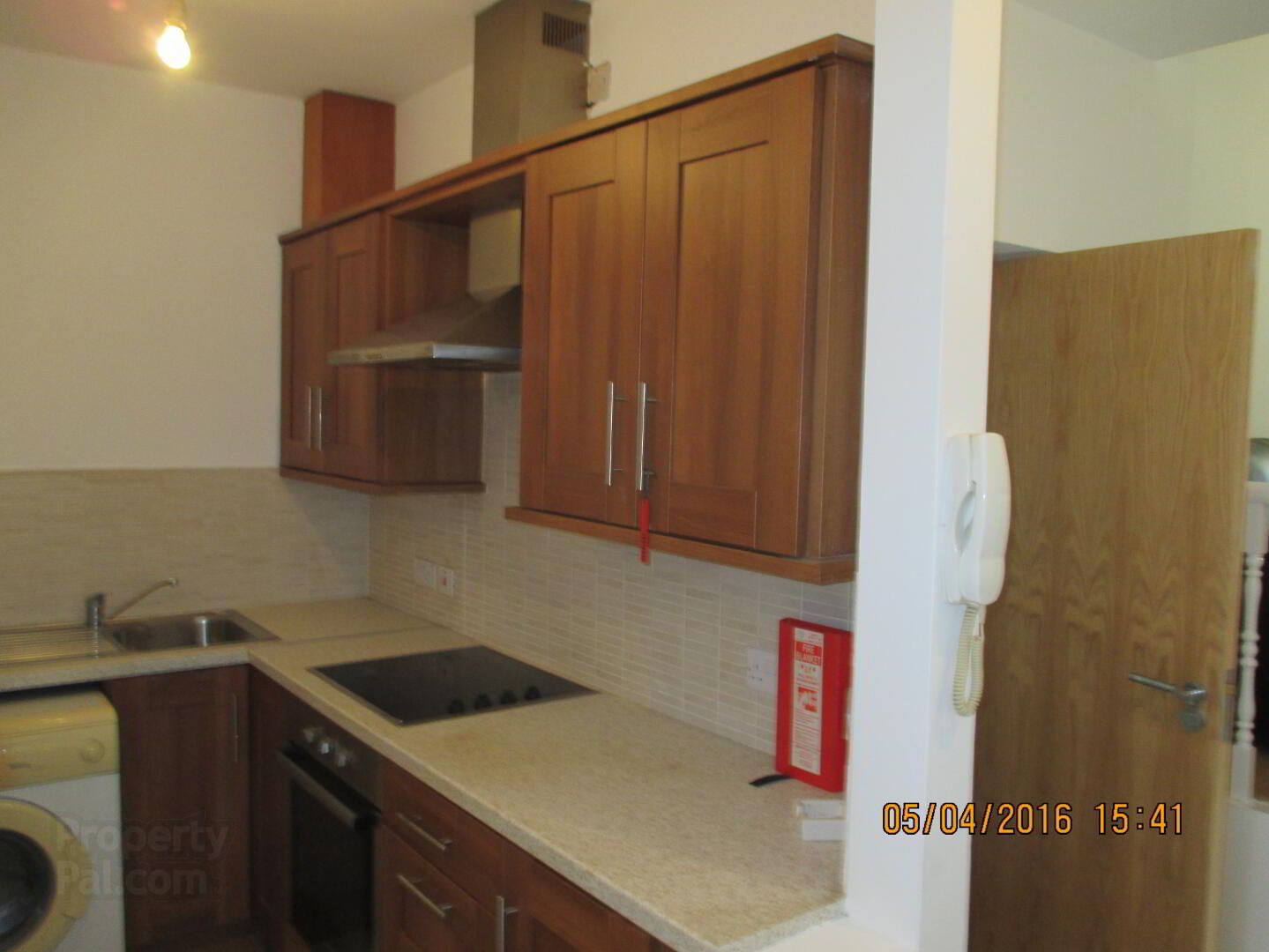 Unit 2, 74 University Avenue 5 of 11