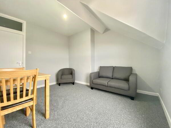 3, 33 Sandhurst Drive 3 of 6