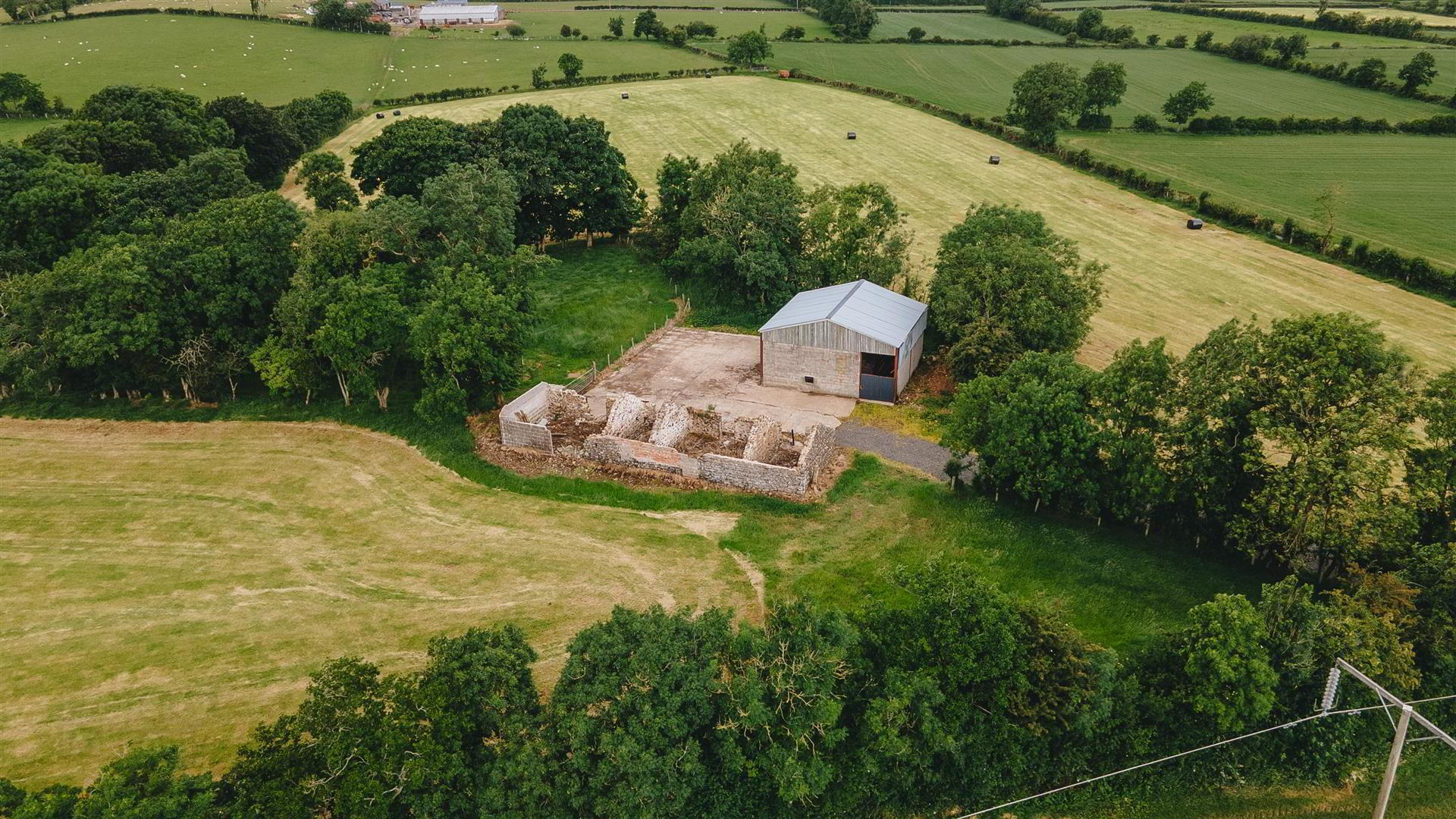 Site Beside, 112 Whitesides Road 1 of 17