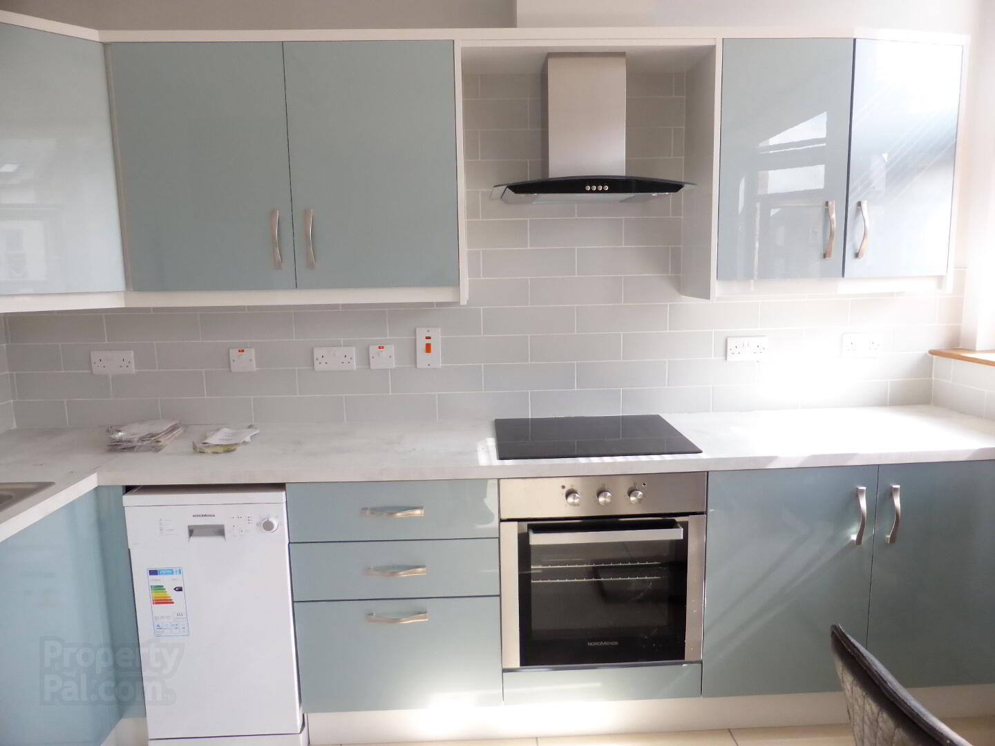 F5, 6 Eglantine Place 4 of 15