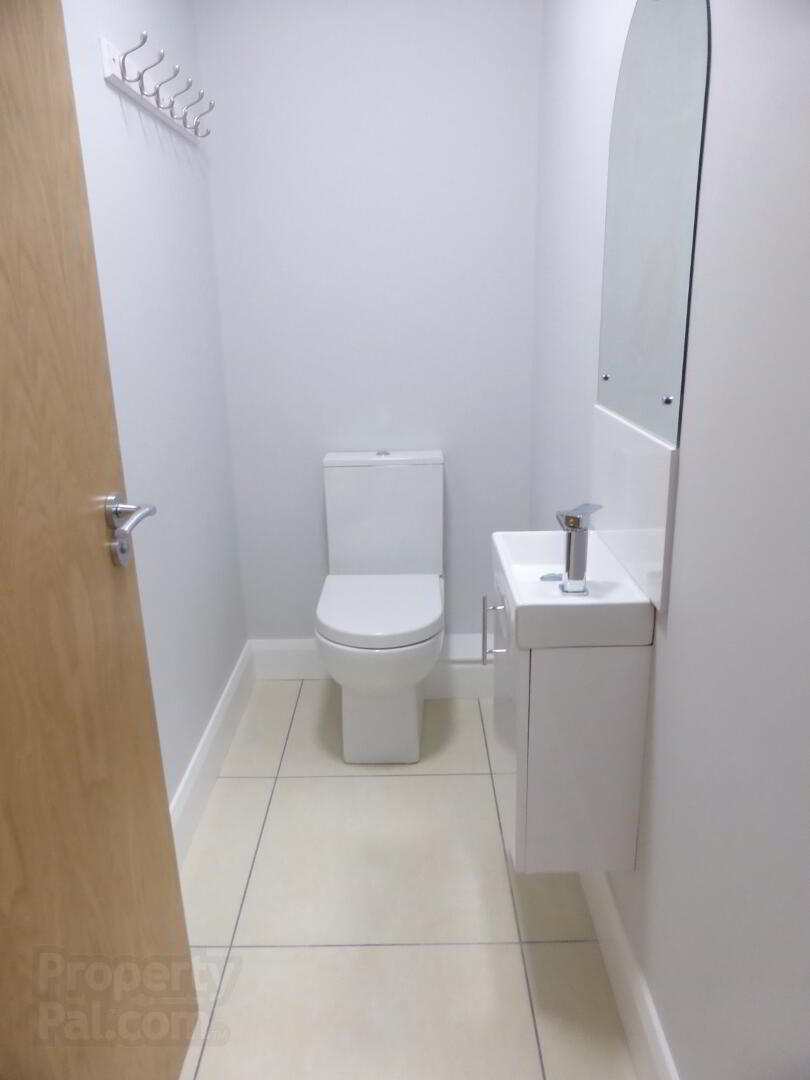 F5, 6 Eglantine Place 9 of 15