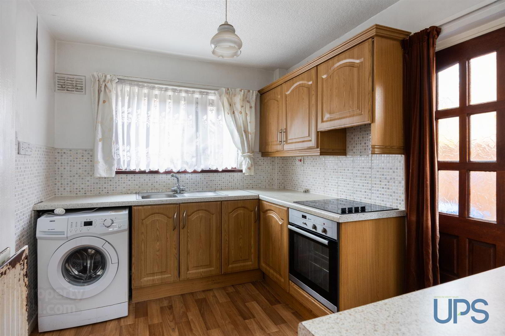 36 Andersonstown Park West 7 of 19