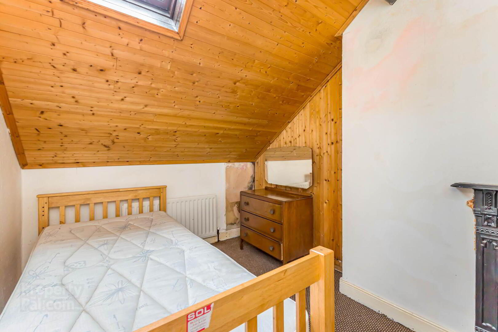8 Cliftonville Street 16 of 22