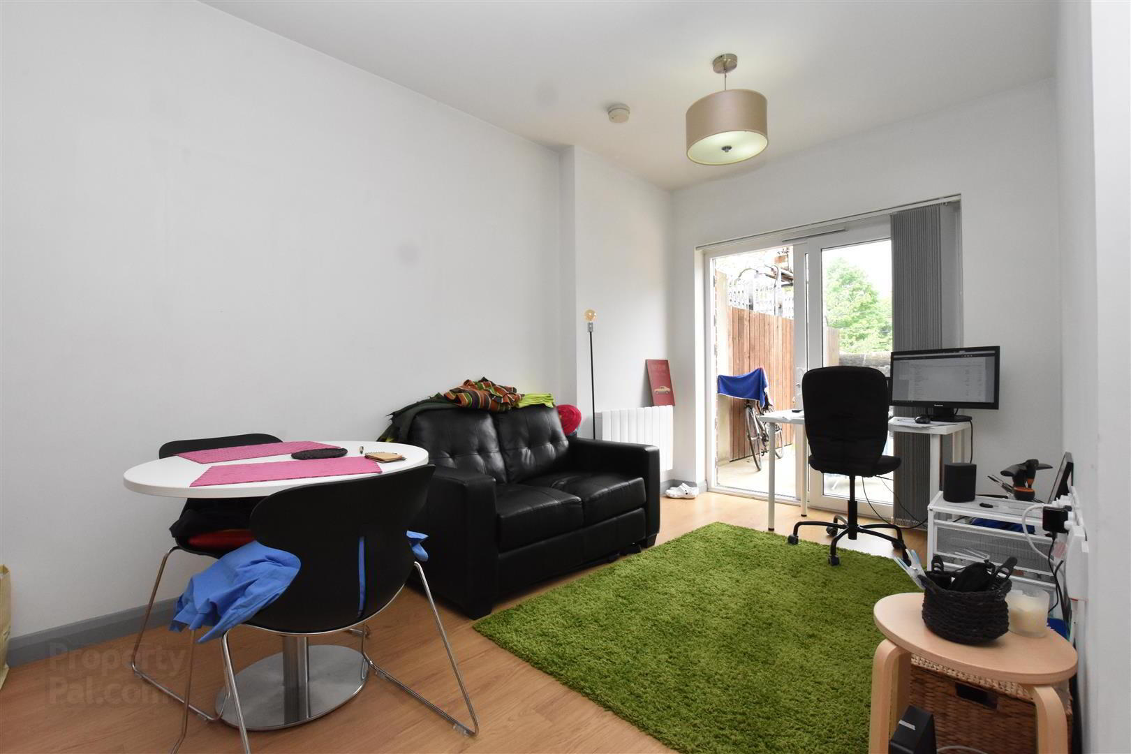 property description image