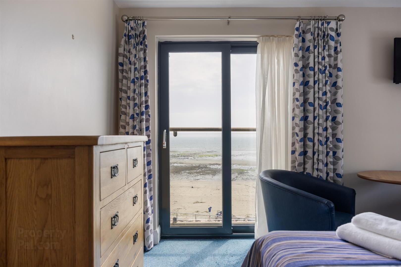 Clare Lodge, 3 Castle Place 28 of 62