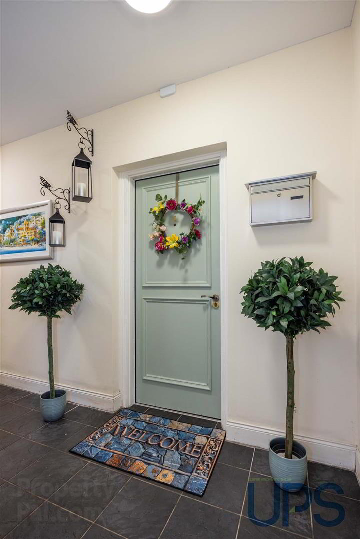 Apt 1 Casement Court, 99 Andersonstown Road 4 of 20