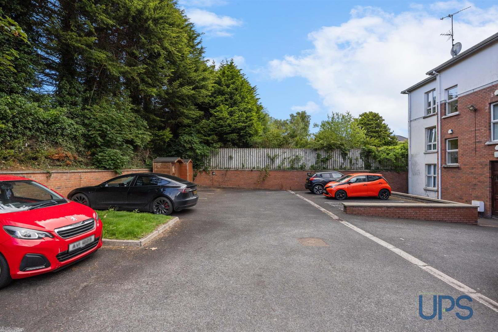 Apt 1 Casement Court, 99 Andersonstown Road 19 of 20