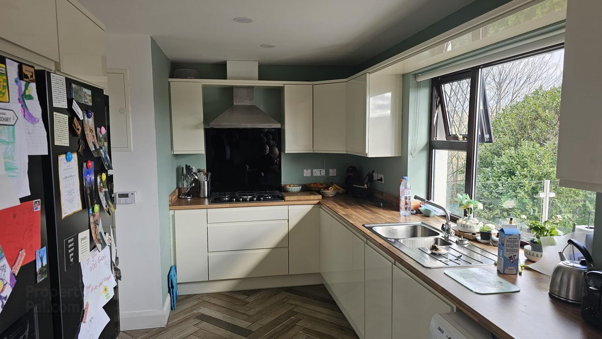 property description image
