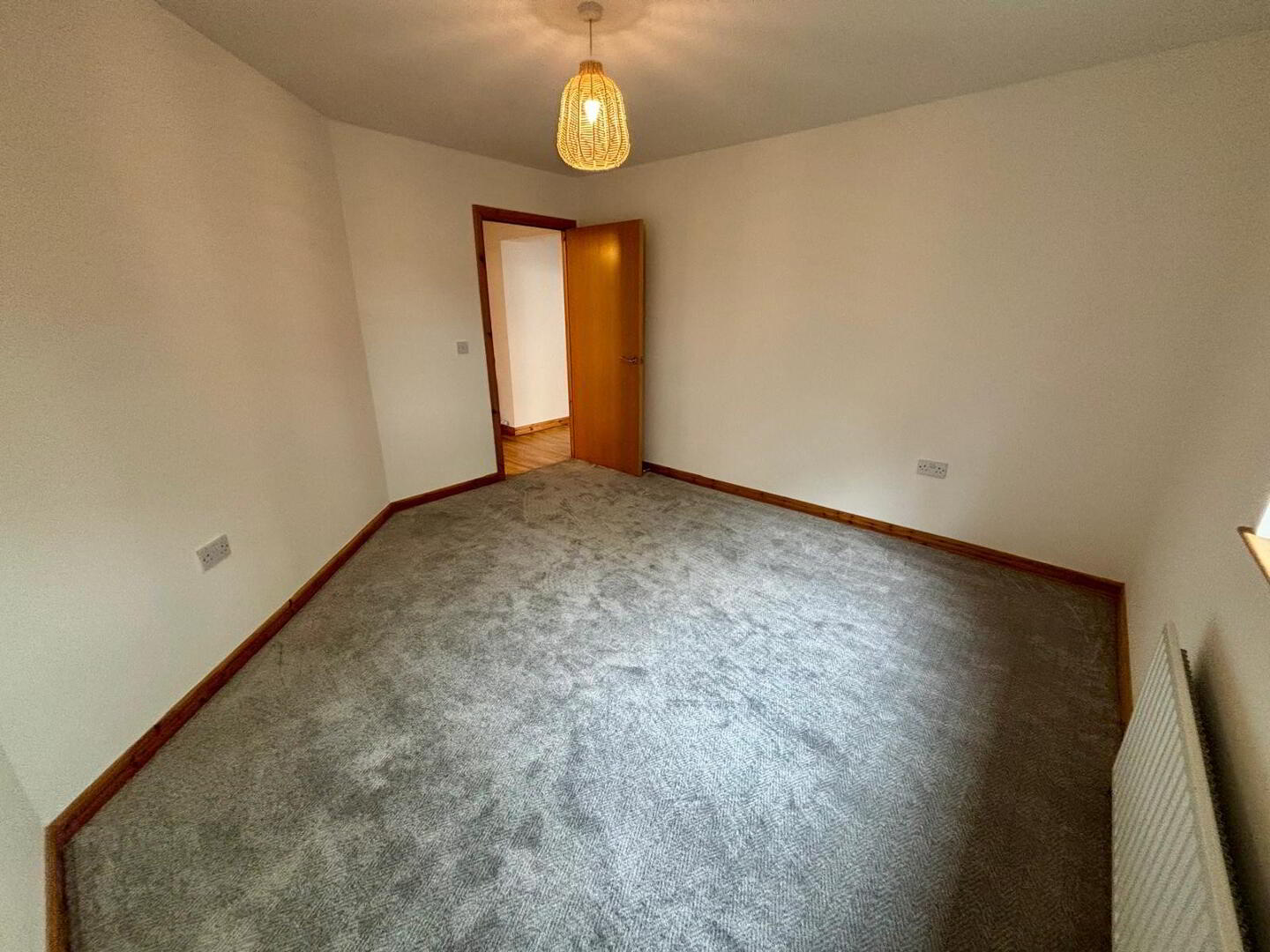 17 Shaftesbury Drive 11 of 20