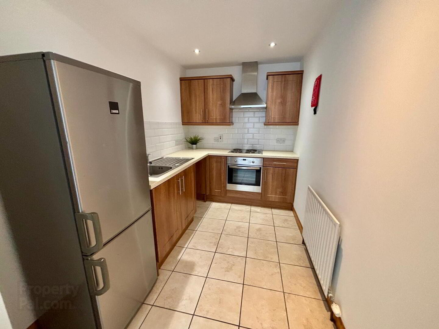 17 Shaftesbury Drive 7 of 20
