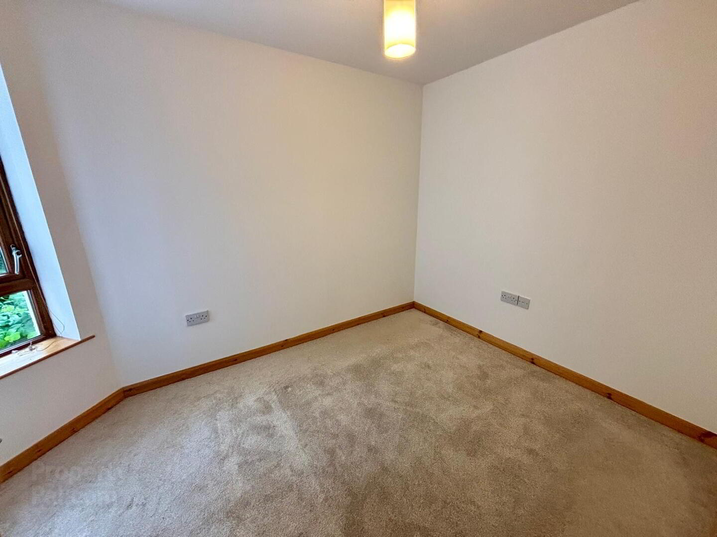 17 Shaftesbury Drive 16 of 20