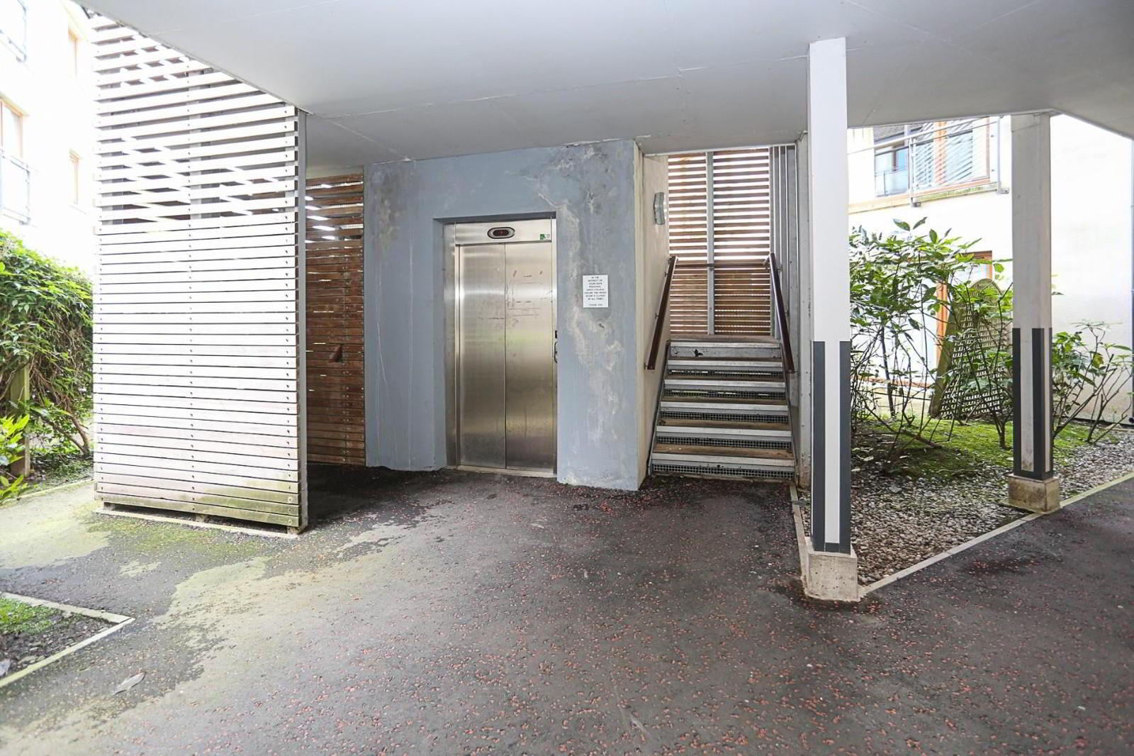 17 Shaftesbury Drive 20 of 20