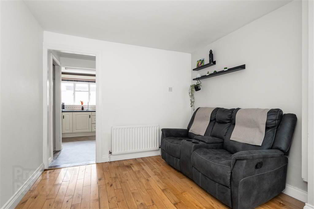 11 Pottinger Street 10 of 33