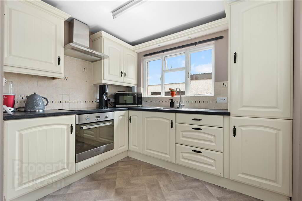 11 Pottinger Street 12 of 33