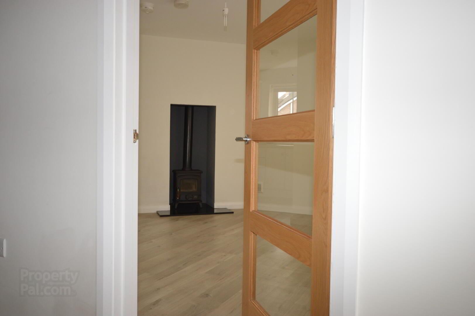 61 Brookfield Road 8 of 26