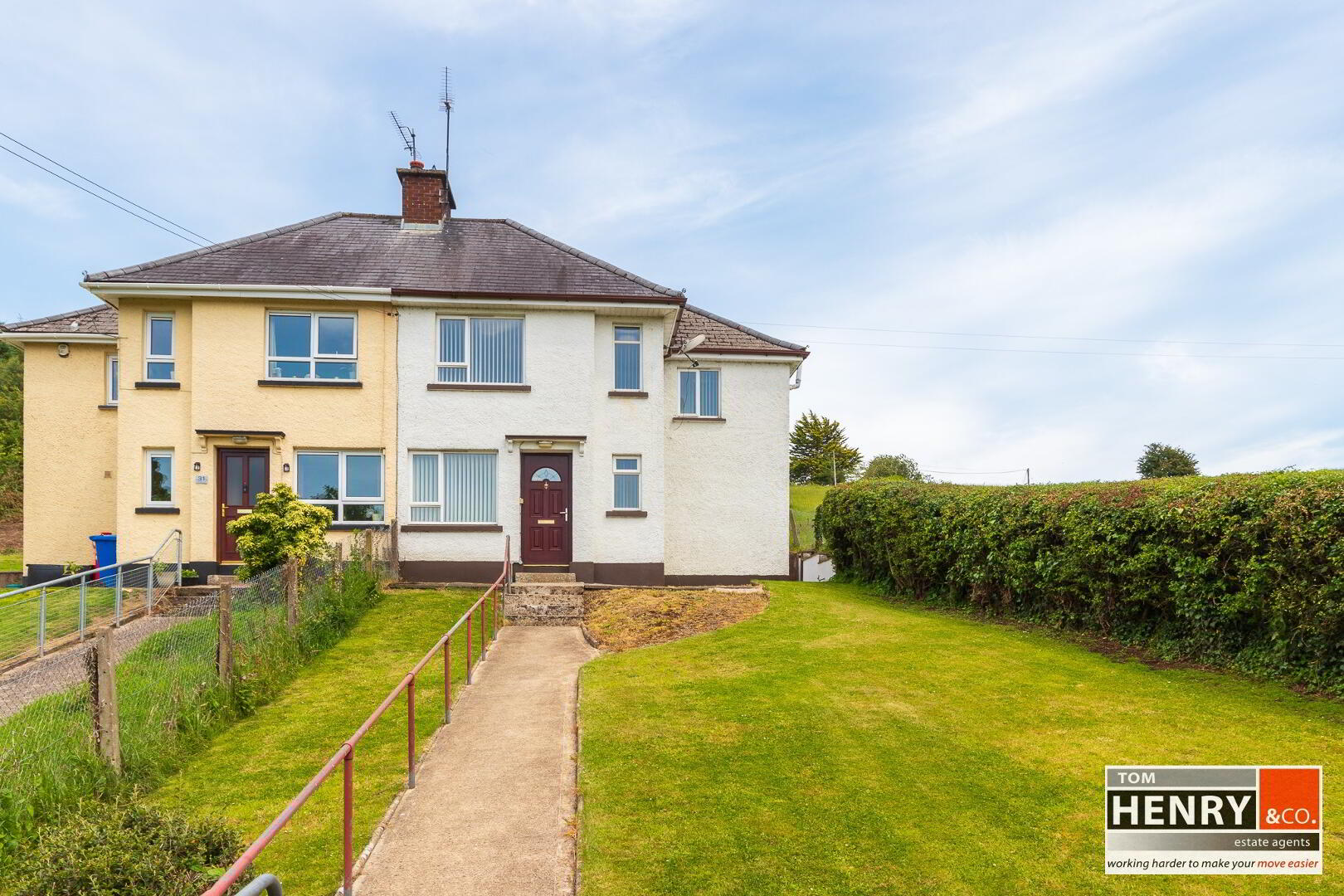 29 Whitelough Road 1 of 31