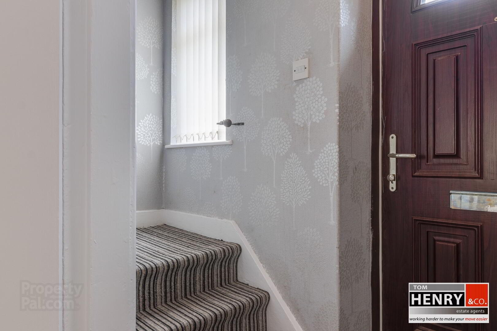 29 Whitelough Road 7 of 31