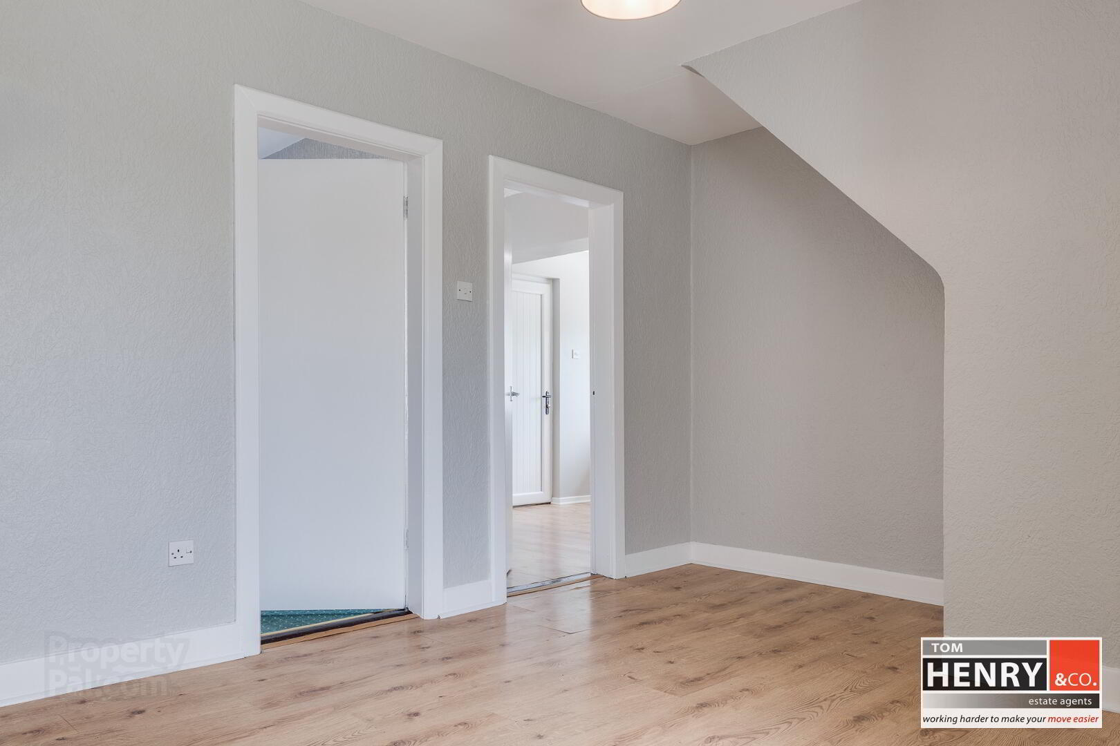 29 Whitelough Road 10 of 31