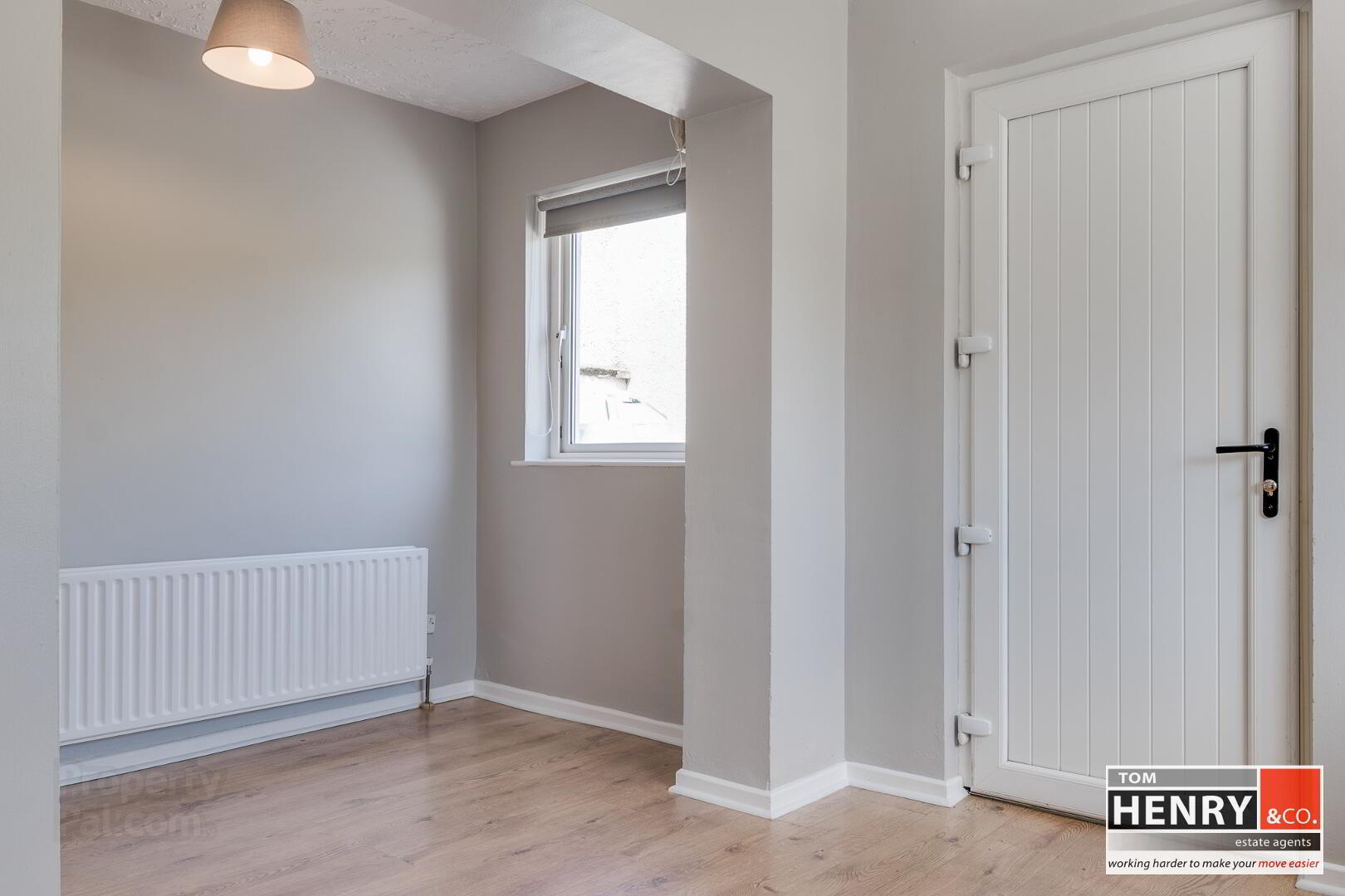 29 Whitelough Road 14 of 31