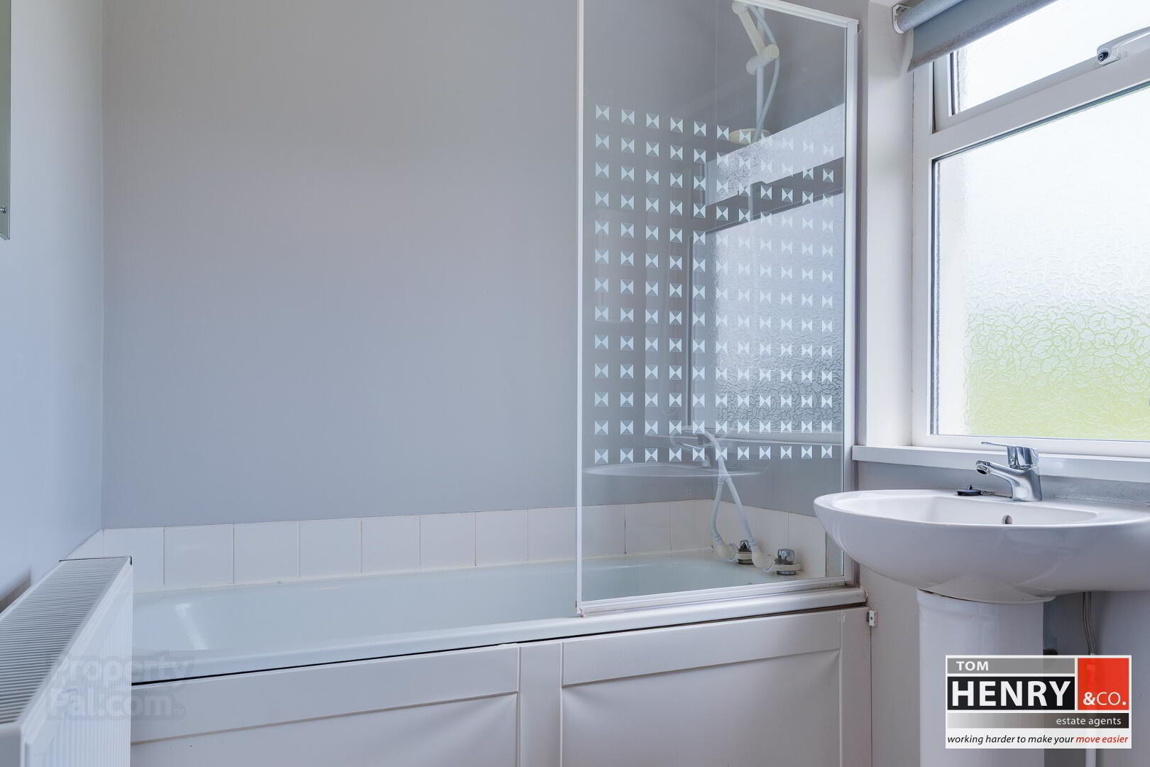 29 Whitelough Road 24 of 31