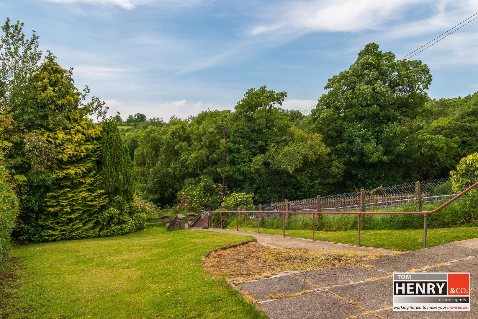 29 Whitelough Road 27 of 31